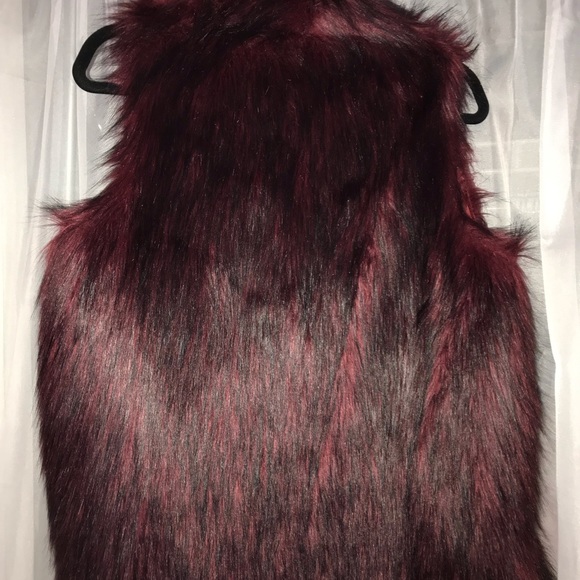 BCBGeneration faux fur vest only wore once! - Picture 2 of 2